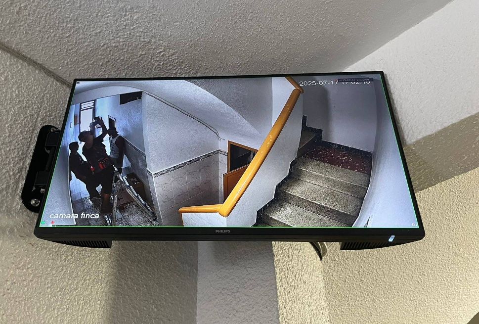 Cámaras instaladas en vivienda en Sarrià, Barcelona